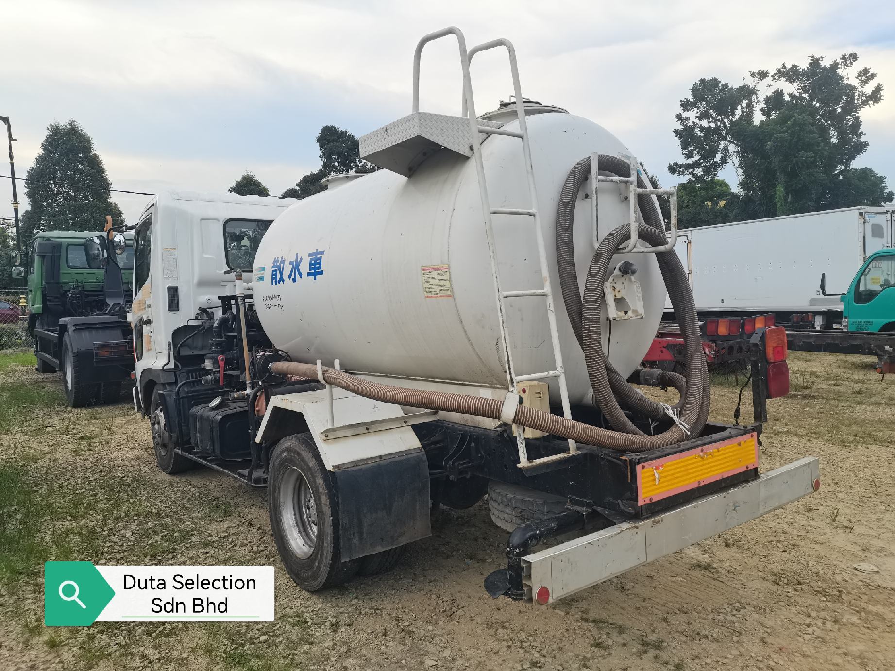 Hino FC6 Water Tanker