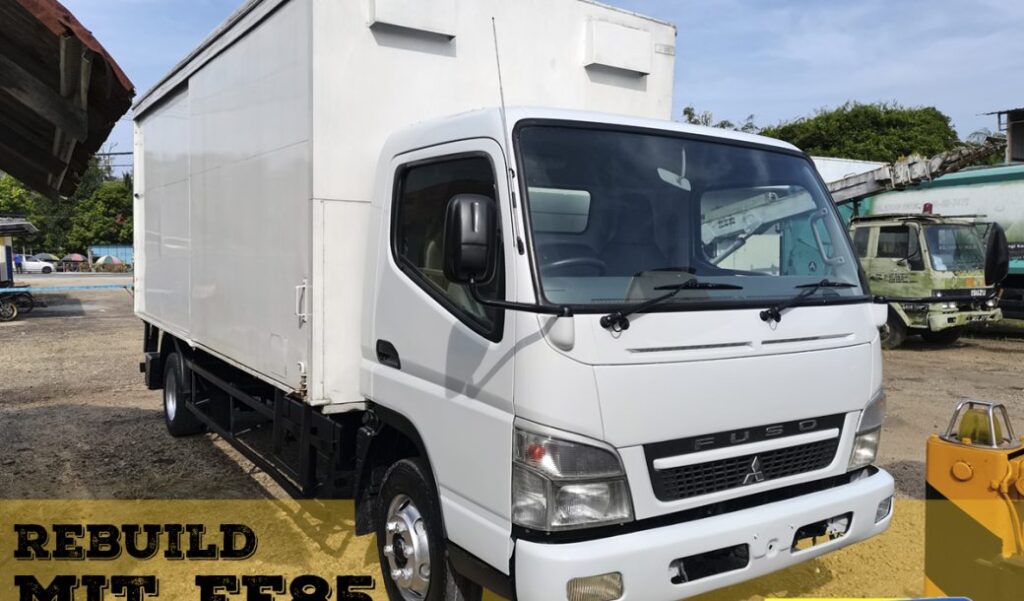 Rebuild Mitsubishi FE85 w/ 17.5′ Box Van Sliding Door