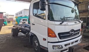 Rebuild Hino FC(Small Cab) w/ 12ton New Armroll