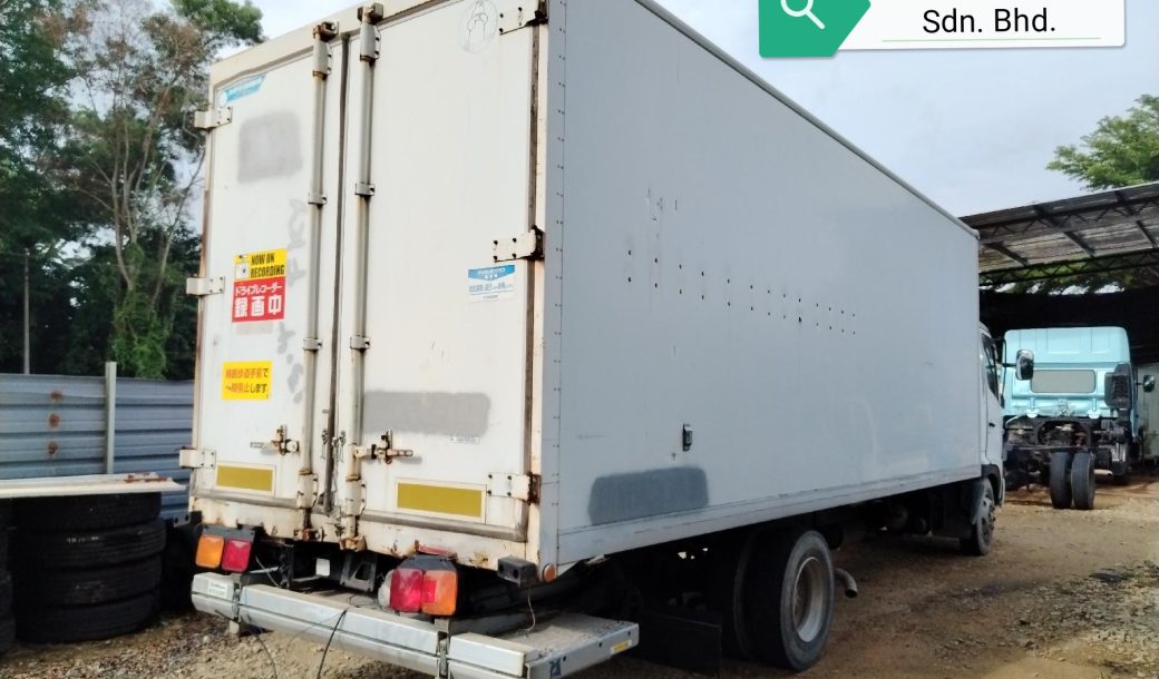 Rebuild Hino FC with Refrigerated Box 21ft (Ori JP) - Thumbnail 3