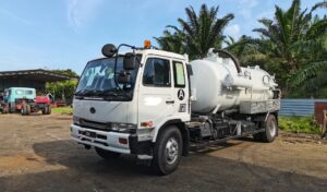 Used Nissan PK with 10cbm Desludging Tank