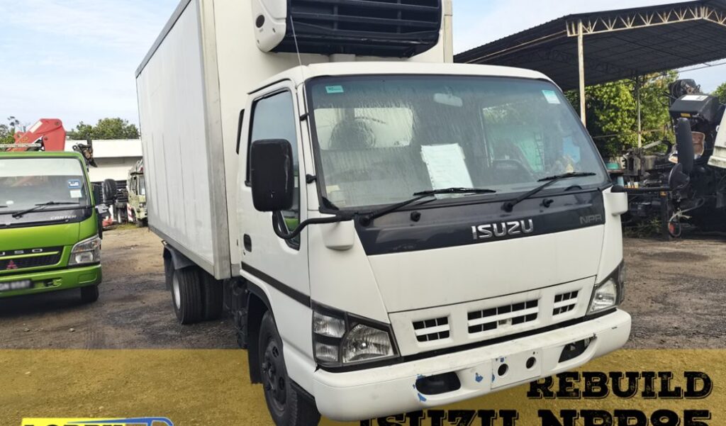 Rebuild Isuzu NPR85 w/ 14′ Refrigerator Box (3 Doors)