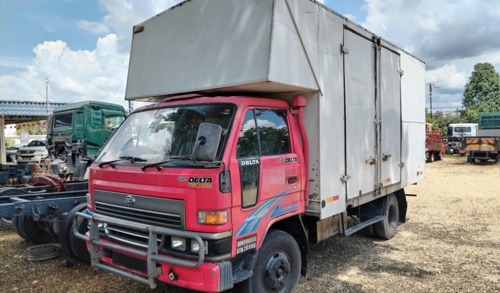 Daihatsu Delta V116 Box Van – Yr.2010