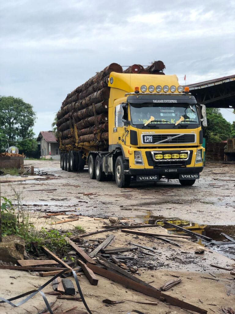 Used Volvo FM13 with Timber Jinker Trailer 42′ – BDM51,000kg