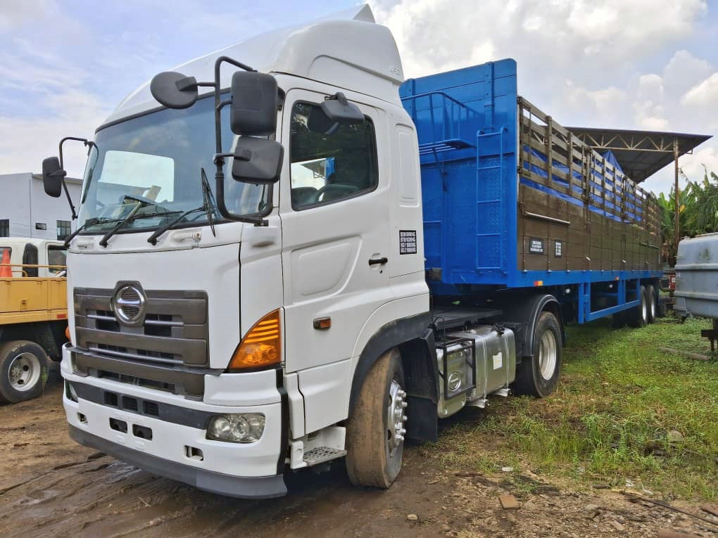 Hino 700 Prime Mover 4×2 – Cargo Trailer - Thumbnail 2