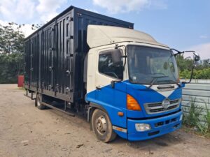 Rebuild Hino Baby FD Corrugated Box Van – 20ft
