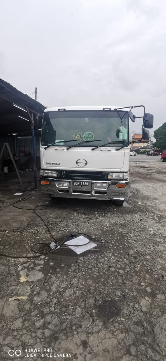Hino FS1K Lori Sampah Garbage Compactor with Bin Lift - Thumbnail 3