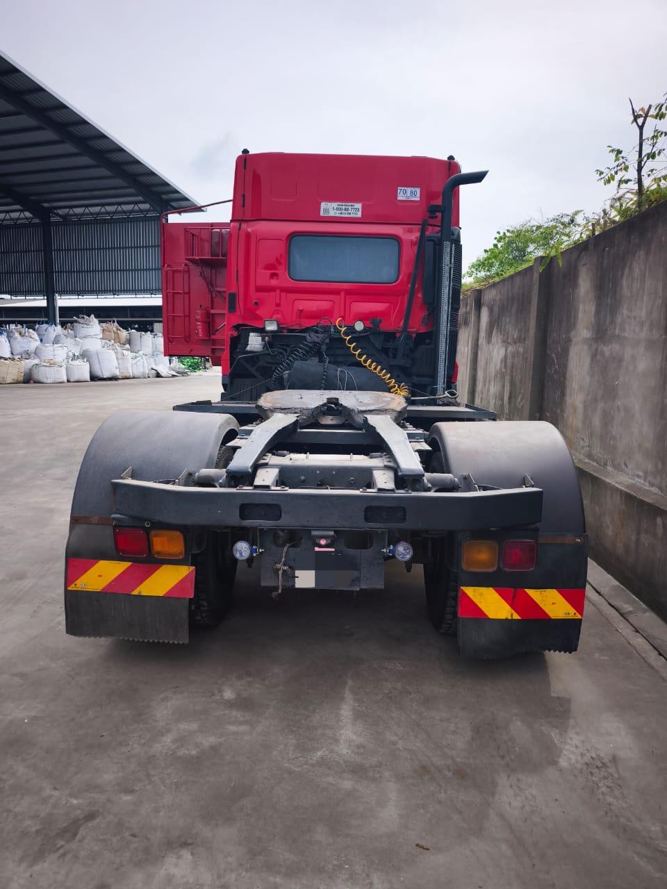 HINO 700 PRIME MOVER AND CARGO TRAILER - Thumbnail 3