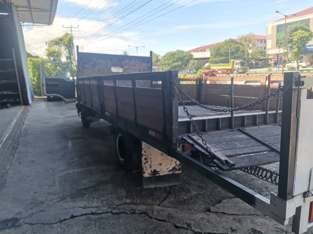 Nissan lorry YU41 BDM5,000kg - Thumbnail 3