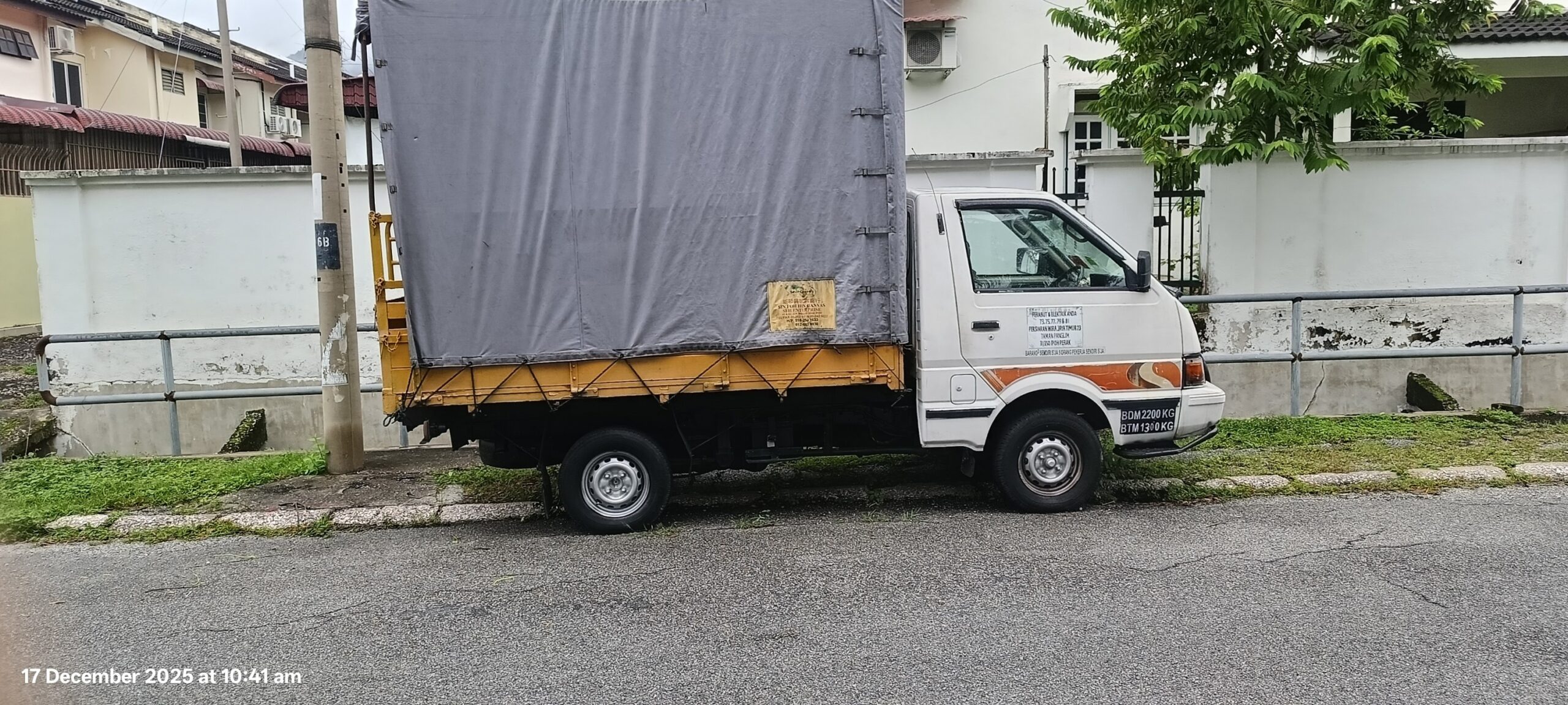 Used Nissan Vanette PGC22 Lorry 1 Tan - Thumbnail 3