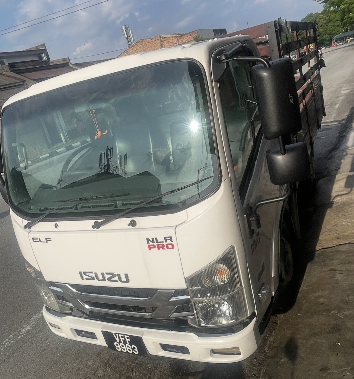 Isuzu NLR77 PRO Cargo - Thumbnail 3