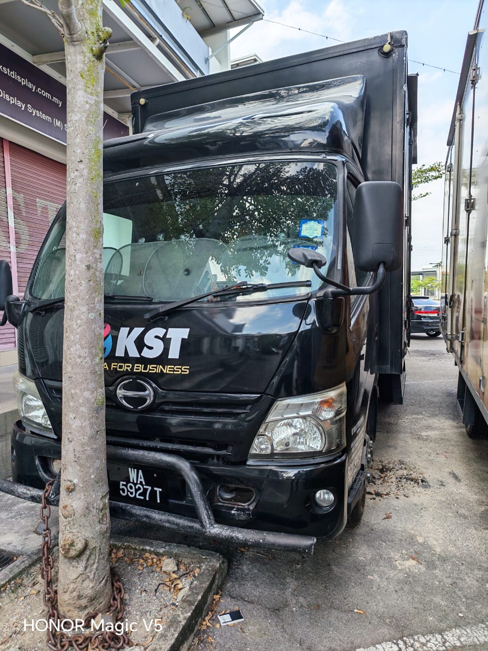USED HINO WU710R-HLMQL3 BOX VAN 2014 - Thumbnail 2