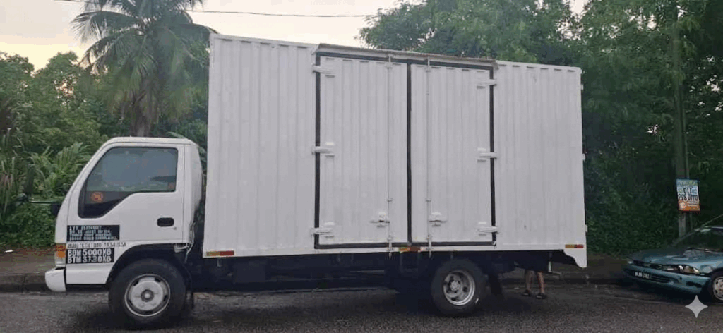Isuzu NPR71 Steel Corrugated Box Van