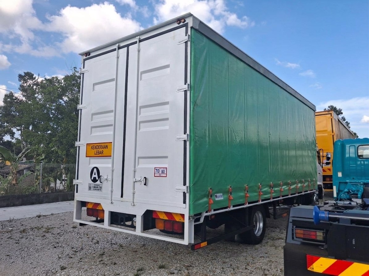 Rebuild Hino FD8 Curtain-sider BDM16,000kg - Thumbnail 2