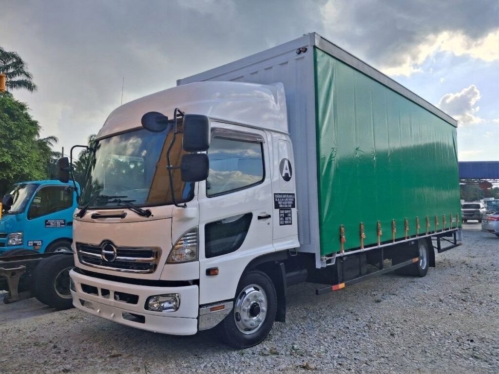 Rebuild Hino FD8 Curtain-sider BDM16,000kg