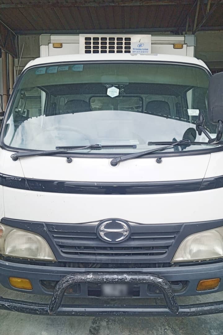 HINO WU300 LORI FREEZER UNTUK DIJUAL – DIRECT OWNER - Thumbnail 2