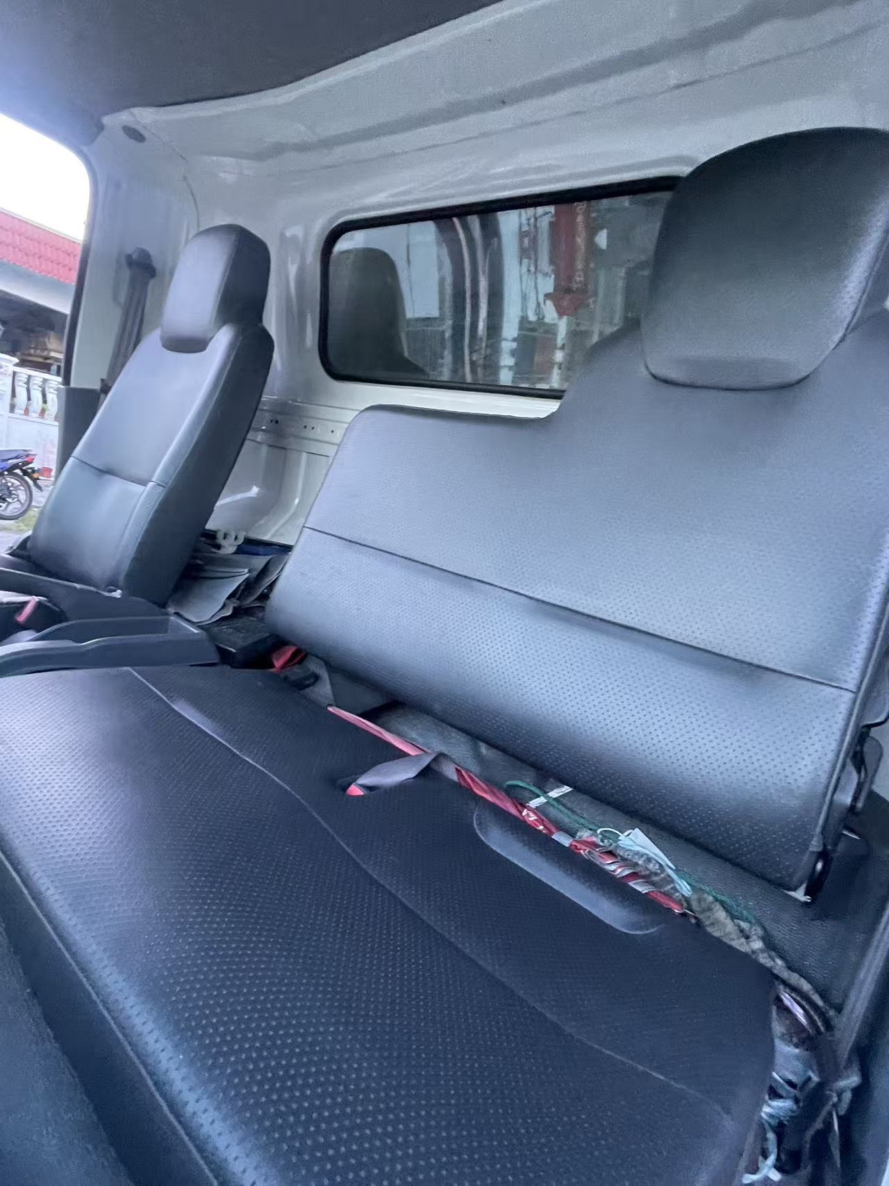 2018 Isuzu NPR 81 UKH 7,500kg - Thumbnail 4
