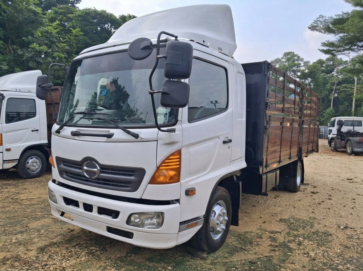 Rebuild Hino FD7 18ft Wooden Cargo with Pagar - Thumbnail 2