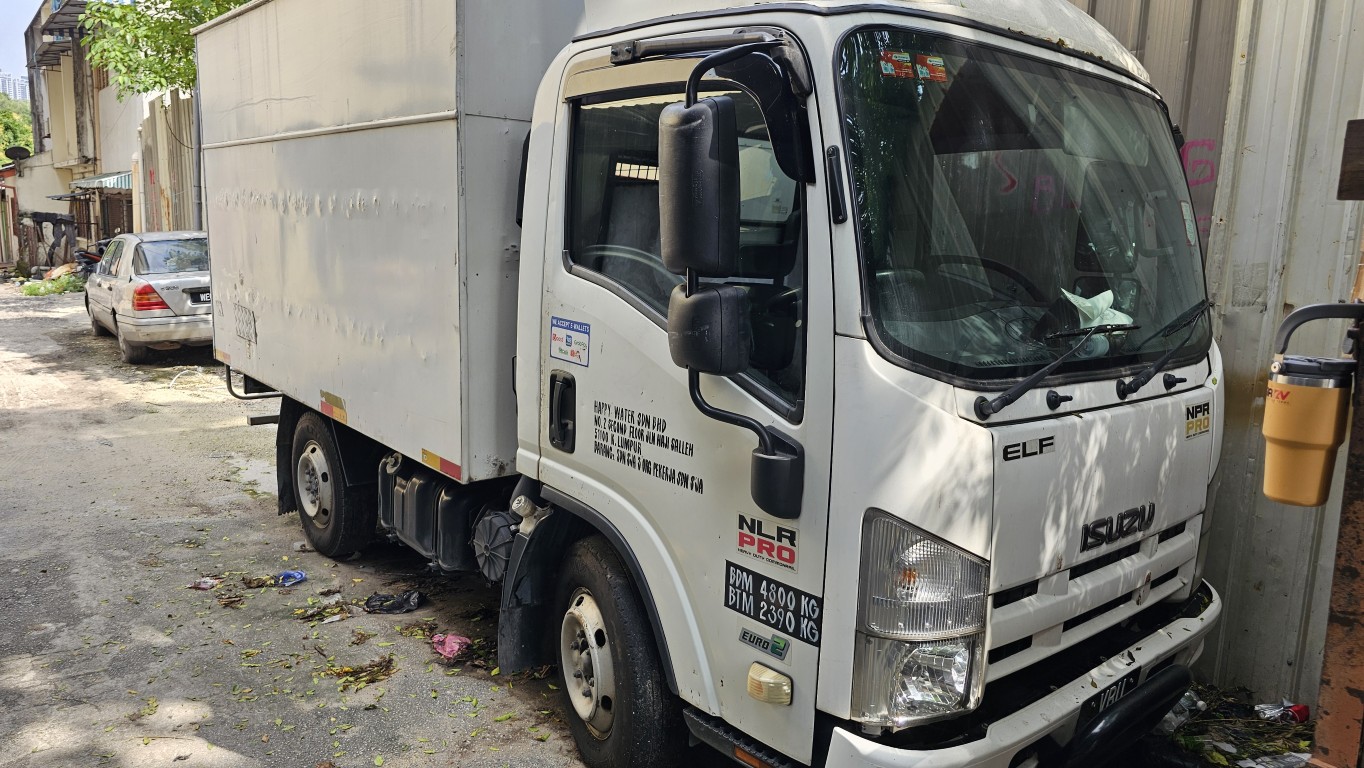 2018 Isuzu NLR77 Aluminium Box Lorry - Image 1