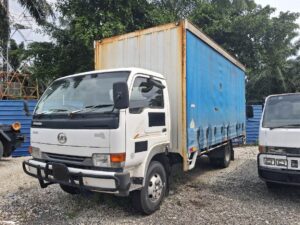 Used Local Nissan YU41 Curtain Sider - Nissan