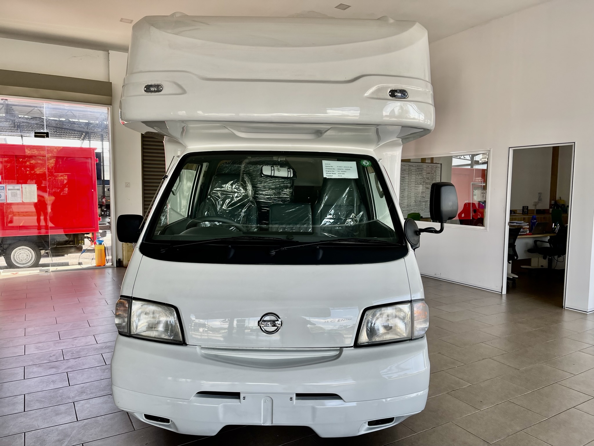 New Nissan Vanette SK82 Caravan/ Camper Truck Auto (Off-Road Vehicle) - Thumbnail 2