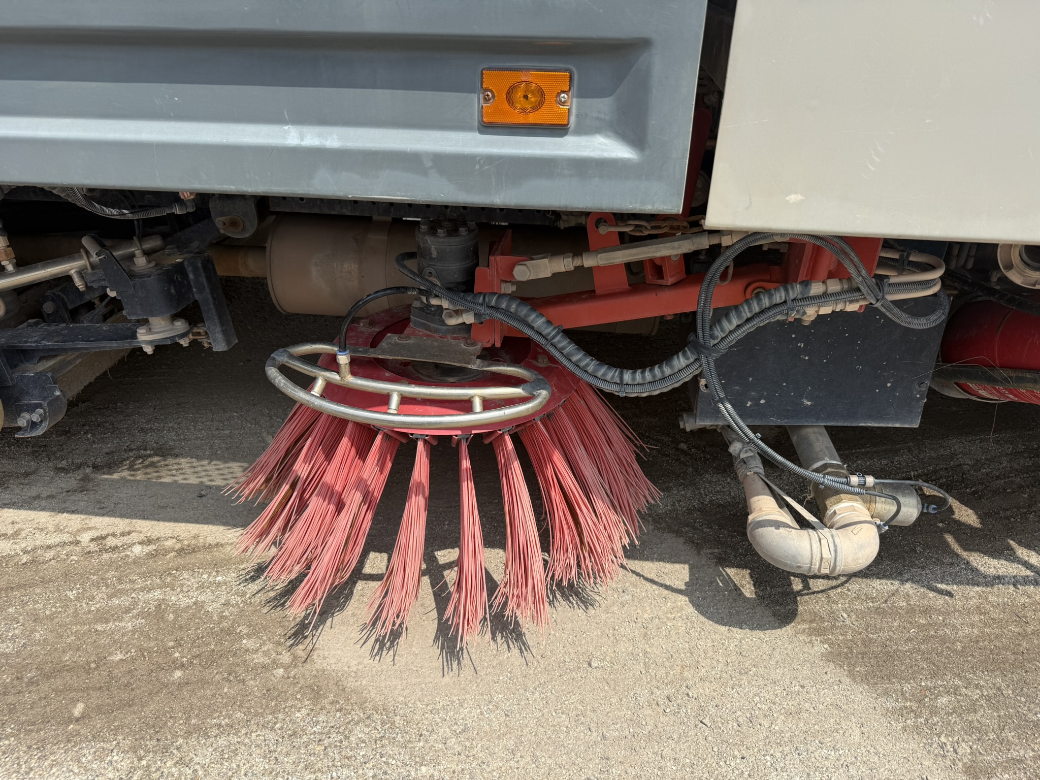 2024 JAC N75 Road Sweeper - Thumbnail 4