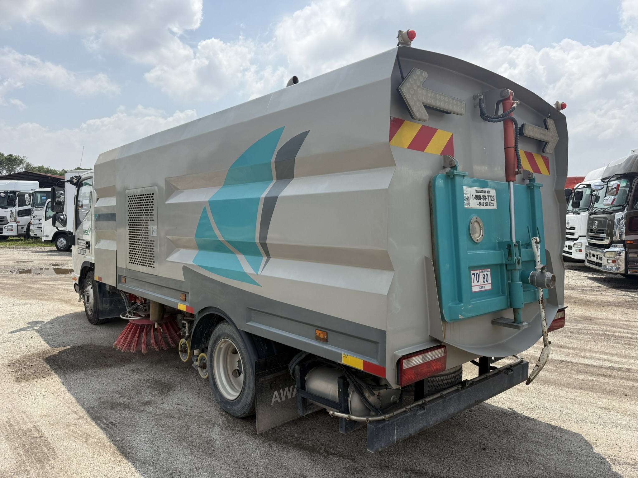 2024 JAC N75 Road Sweeper - Thumbnail 9