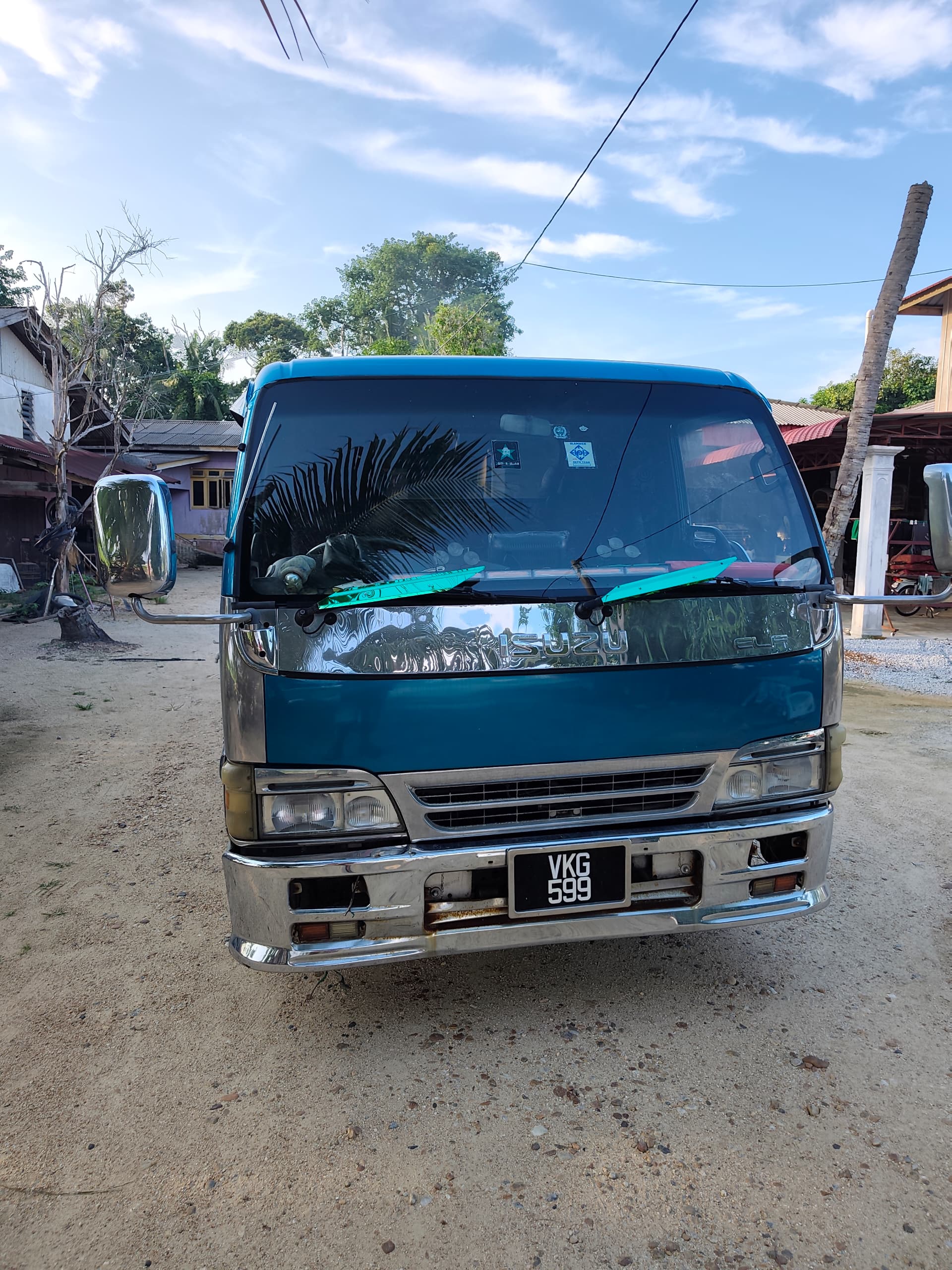 USED ISUZU NPR 66 - Thumbnail 7